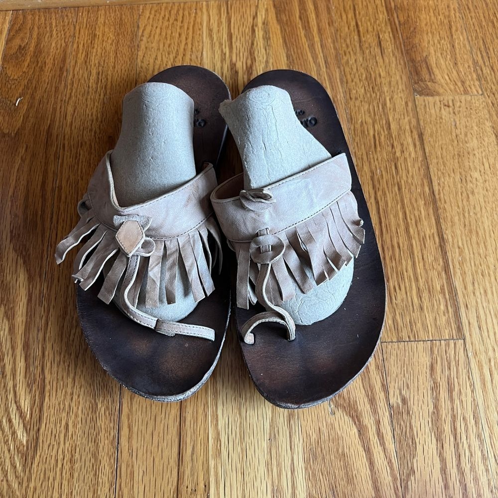 Calleen‎ Cordero Womens Leather Fringe Toe Loop Sandals Tan Brown Handmade LA 8